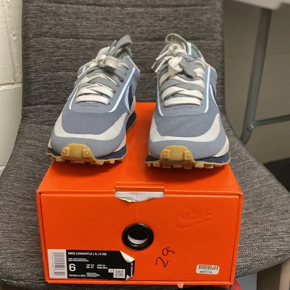 Nike waffles size 6 - Picture 3 of 10